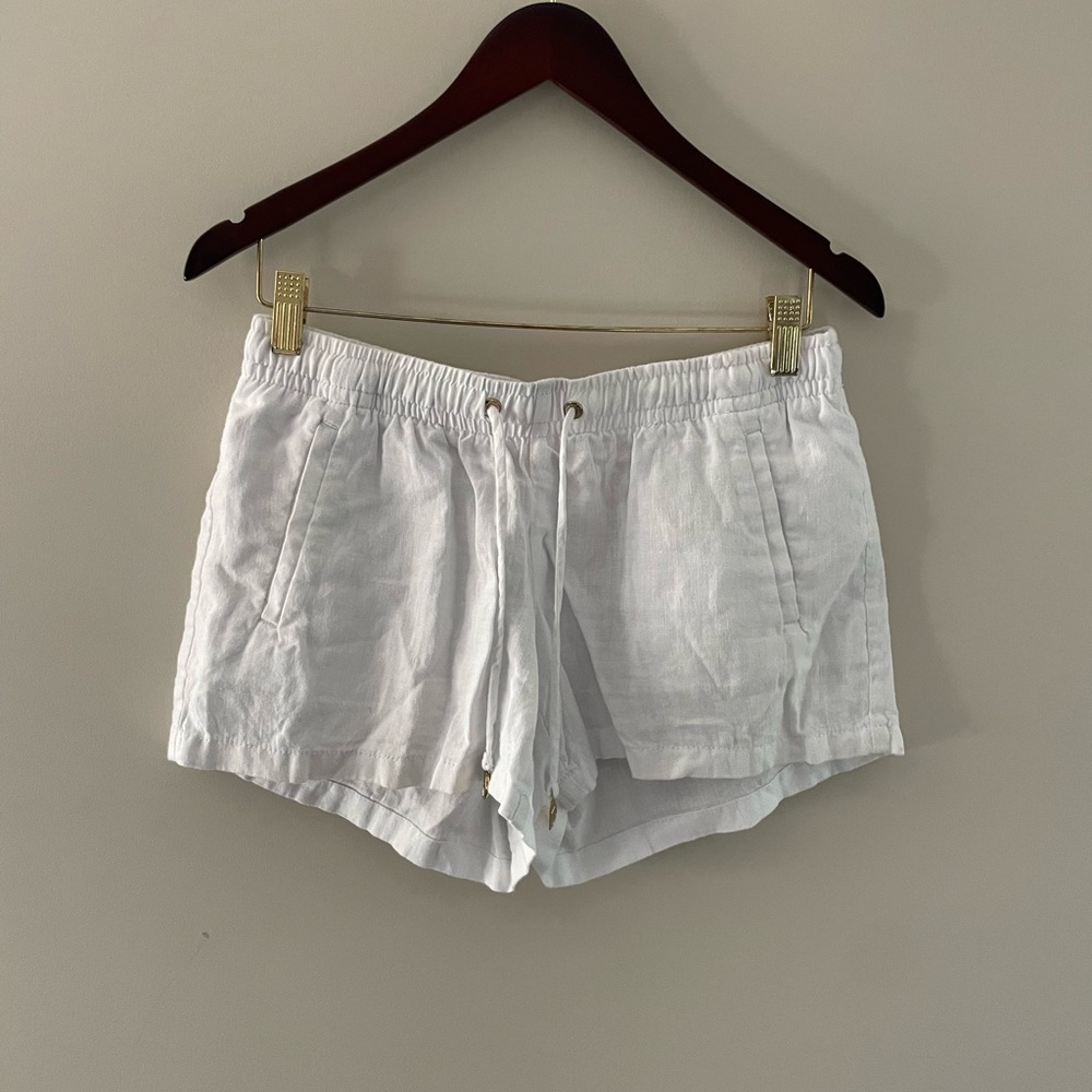 Lilly Pulitzer short!